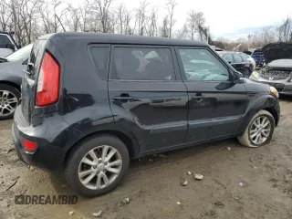 2013 Kia Soul ! with VIN KNDJT2A64D7534190, listed as a Copart auction lot 44303725 with 82,856 mi miles and Salvage Title. Bid and sale history available at carsss.com. Image 3.