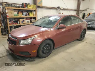 2013 Chevrolet Cruze 1LT with VIN 1G1PC5SB2D7184574, listed as a Copart auction lot 46870545 with 206,917 mi miles and Salvage Title. Bid and sale history available at carsss.com. Image 1.