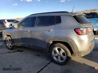2018 Jeep Compass Latitude with VIN 3C4NJDBB3JT355645, listed as a Copart auction lot 88140145 with 101,684 mi miles and Salvage Title. Bid and sale history available at carsss.com. Image 2.