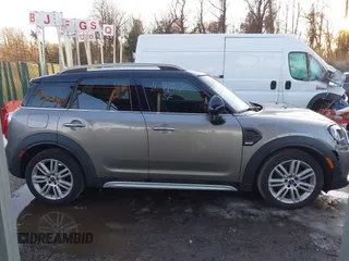 2019 MINI Countryman Cooper with VIN WMZYS7C58K3F47079, listed as a IAAI auction lot 41394707 with 48,917 mi miles. Bid and sale history available at carsss.com. Image 13.
