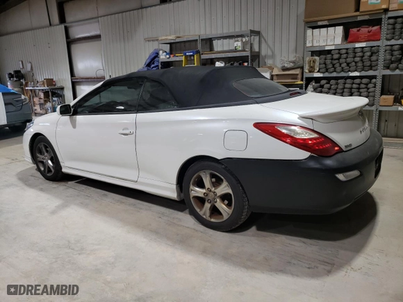 2008 Toyota Camry Solara SE with VIN 4T1FA38P18U140746, listed as a Copart auction lot 52743735 with 186,927 mi miles and Clean Title. Bid and sale history available at carsss.com. Image 2.