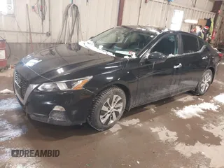 2020 Nissan Altima 2.5 S with VIN 1N4BL4BW7LC138619, listed as a IAAI auction lot 41512310 with 73,299 mi miles. Bid and sale history available at carsss.com. Image 17.