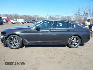 2021 BMW 5 Series 530i xDrive with VIN WBA13BJ05MCF37926, listed as a IAAI auction lot 41704102 with 22,072 mi miles and . Bid and sale history available at DreamBid. Image 14.