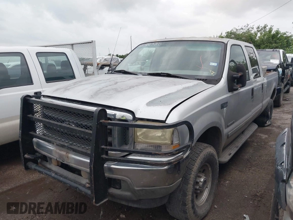 2002 Ford F-350 XL with VIN 1FTSW31F02EB38462, listed as a IAAI auction lot 42088385 with 360,573 mi miles and . Bid and sale history available at DreamBid. Image 2.