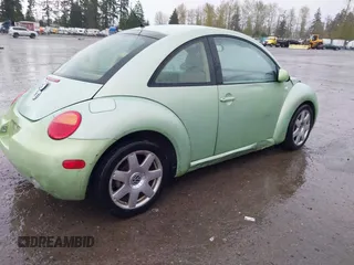2001 Volkswagen Beetle GLX with VIN 3VWDD21CX1M463267, listed as a IAAI auction lot 41980454 with 120,178 mi miles and . Bid and sale history available at DreamBid. Image 4.