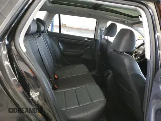 2011 Volkswagen Jetta TDI with VIN 3VWPL7AJ5BM644807, listed as a Copart auction lot 60695205 with 103,610 mi miles and Salvage title. Bid and sale history available at DreamBid. Image 10.
