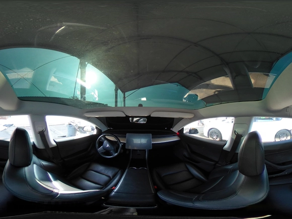 2018 Tesla Model 3 Long Range Battery z VIN 5YJ3E1EA8JF014706, wystawiony jako IAAI lot #41453650 z przebiegiem 68 037 mil mil oraz . Historia ofert i sprzedaży dostępna na DreamBid. Obrazek 20.
