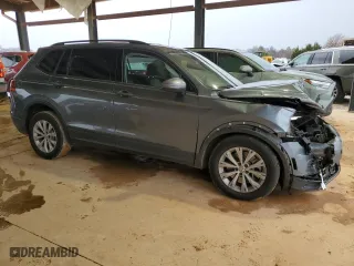 2018 Volkswagen Tiguan S with VIN 3VV1B7AX9JM206548, listed as a Copart auction lot 85611954 with 58,464 mi miles and Salvage Title. Bid and sale history available at carsss.com. Image 4.