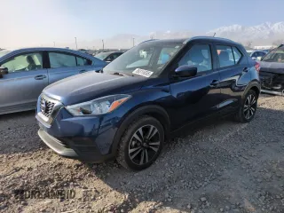 2019 Nissan Kicks SV with VIN 3N1CP5CUXKL553199, listed as a Copart auction lot 89316655 with 86,665 mi miles and Salvage Title. Bid and sale history available at carsss.com. Image 1.