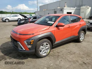 2025 Hyundai Kona SE с VIN KM8HACAB9SU276556, выставлен на аукционе Copart как лот 55118075 с пробегом 1 602 миль миль и Списание • Salvage title. История ставок и продаж доступна на DreamBid. Изображение 1.