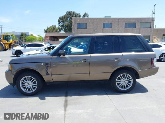 2012 Land Rover Range Rover HSE с VIN SALME1D44CA369585, выставлен на аукционе IAAI как лот 42277527 с пробегом 136 106 миль миль и . История ставок и продаж доступна на DreamBid. Изображение 14.