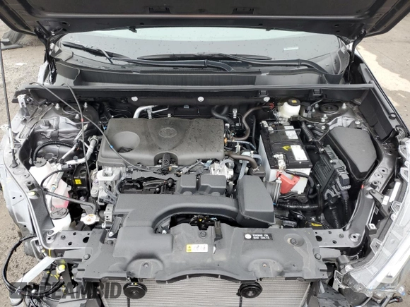 2024 Toyota RAV4 XLE with VIN 2T3P1RFV4RC469850, listed as a Copart auction lot 52012855 with 4,671 mi miles and Salvage Title. Bid and sale history available at DreamBid. Image 12.