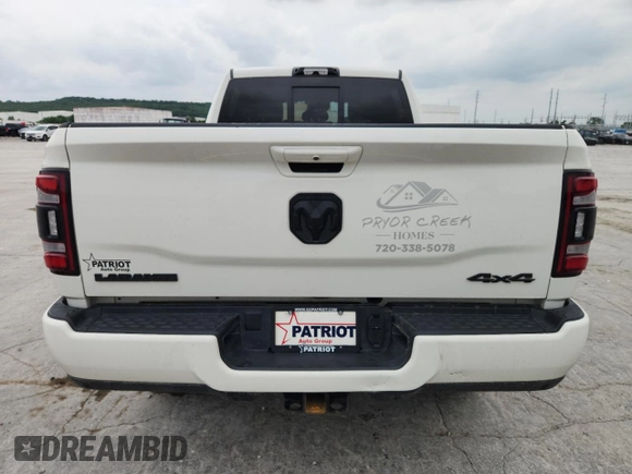 2024 Ram 2500 Laramie z VIN 3C6UR5FL4RG264988, wystawiony jako Copart lot #59959315 z przebiegiem 22 787 mil mil oraz Szkoda całkowita • Salvage title. Historia ofert i sprzedaży dostępna na DreamBid. Obrazek 6.