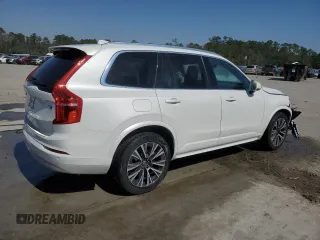 2022 Volvo XC90 Momentum with VIN YV4102PK6N1801537, listed as a Copart auction lot 46426435 with 31,019 mi miles and Salvage Title. Bid and sale history available at carsss.com. Image 3.