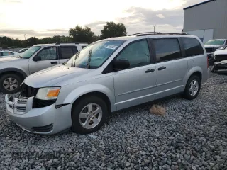 2008 Dodge Grand Caravan SE z VIN 2D8HN44H48R702742, wystawiony jako Copart lot #59639625 z przebiegiem 193 897 mil mil oraz Szkoda całkowita • Salvage title. Historia ofert i sprzedaży dostępna na DreamBid. Obrazek 1.