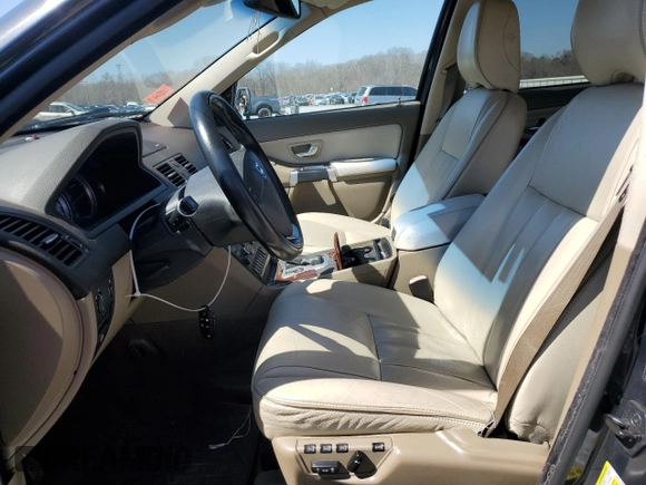 2013 Volvo XC90 Premier Plus with VIN YV4952CZ7D1671354, listed as a Copart auction lot 48060435 with 130,073 mi miles and Salvage Title. Bid and sale history available at carsss.com. Image 7.