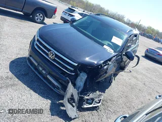 2023 Volkswagen Atlas SE с VIN 1V2KR2CA3PC522546, выставлен на аукционе IAAI как лот 42065884 с пробегом 31 076 миль миль и . История ставок и продаж доступна на DreamBid. Изображение 2.