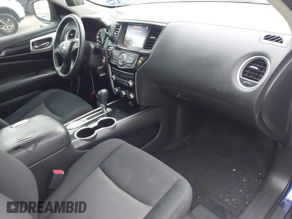 2019 Nissan Pathfinder SV z VIN 5N1DR2MN2KC598047, wystawiony jako IAAI lot #42175178 z przebiegiem 74 455 mil mil oraz . Historia ofert i sprzedaży dostępna na DreamBid. Obrazek 5.