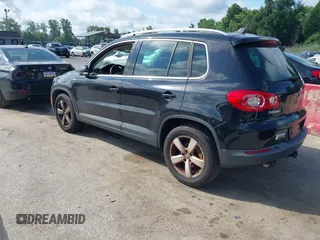 2010 Volkswagen Tiguan with VIN WVGAV9AX4AW513705, listed as a IAAI auction lot 42756432 with 212,980 mi miles and . Bid and sale history available at DreamBid. Image 3.