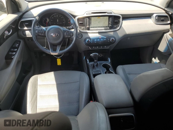 2016 Kia Sorento EX with VIN 5XYPH4A58GG117774, listed as a Copart auction lot 58323205 with 111,712 mi miles and Salvage title. Bid and sale history available at DreamBid. Image 8.