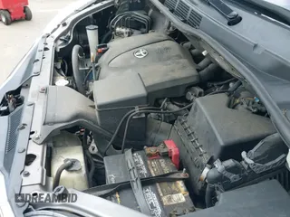 2017 Toyota Sienna XLE with VIN 5TDDZ3DC3HS186879, listed as a IAAI auction lot 42392034 with 120,118 mi miles and . Bid and sale history available at DreamBid. Image 19.