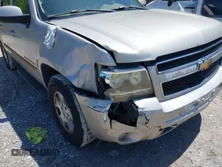 2007 Chevrolet Avalanche LTZ with VIN 3GNEC12J27G123076, listed as a IAAI auction lot 41971545 with Not provided miles and . Bid and sale history available at DreamBid. Image 6.