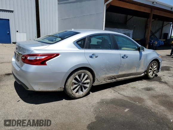 2017 Nissan Altima SV with VIN 1N4AL3AP8HC197878, listed as a Copart auction lot 58152005 with 92,849 mi miles and Salvage title. Bid and sale history available at DreamBid. Image 3.