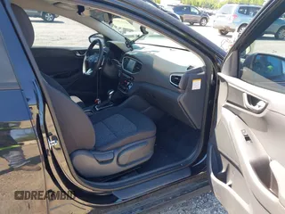 2019 Hyundai Ioniq z VIN KMHC65LD5KU172667, wystawiony jako IAAI lot #42278191 z przebiegiem 206 724 mil mil oraz . Historia ofert i sprzedaży dostępna na DreamBid. Obrazek 5.