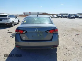 2021 Nissan Versa SV with VIN 3N1CN8EV3ML826189, listed as a IAAI auction lot 41830071 with 70,442 mi miles. Bid and sale history available at carsss.com. Image 16.