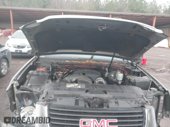 2008 GMC Yukon SLT w/4SB with VIN 1GKFC13008J141826, listed as a IAAI auction lot 41395631 with 1 mi miles. Bid and sale history available at carsss.com. Image 10.