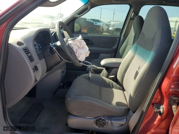 2001 Ford Escape XLT with VIN 1FMYU041X1KF94348, listed as a Copart auction lot 48406245 with 247,338 mi miles and Salvage Title. Bid and sale history available at carsss.com. Image 7.
