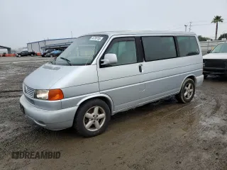 2003 Volkswagen EuroVan MV with VIN WV2MB47053H008384, listed as a Copart auction lot 44735755 with 186,210 mi miles and Clean Title. Bid and sale history available at DreamBid. Image 1.