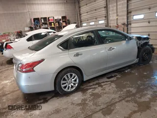 2015 Nissan Altima 2.5 S with VIN 1N4AL3AP3FC450926, listed as a IAAI auction lot 41599401 with 109,275 mi miles. Bid and sale history available at carsss.com. Image 4.