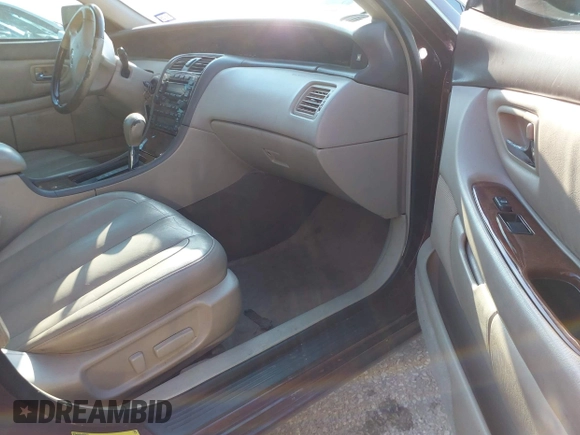 2004 Toyota Avalon XL with VIN 4T1BF28B24U377691, listed as a IAAI auction lot 42250312 with Not Provided miles and . Bid and sale history available at DreamBid. Image 5.
