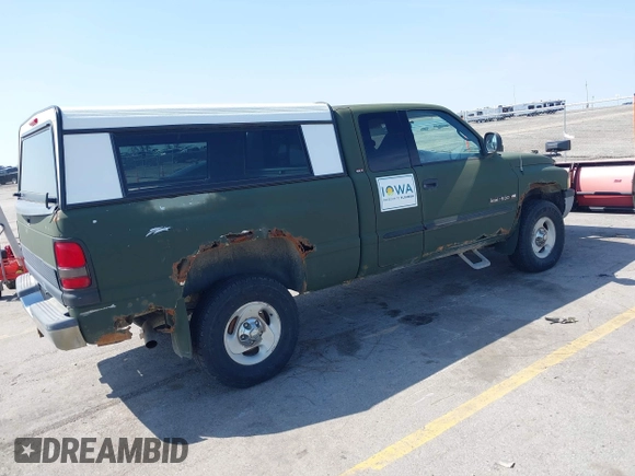 2001 Dodge 1500 z VIN 1B7HF13Z41J601229, wystawiony jako IAAI lot #42098873 z przebiegiem 178 970 mil mil oraz . Historia ofert i sprzedaży dostępna na DreamBid. Obrazek 4.
