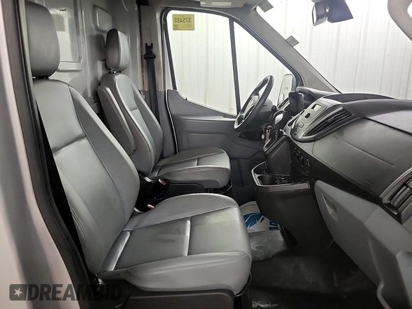 2016 Ford Transit Cargo with VIN 1FTYE1CM3GKB49266, listed as a IAAI auction lot 42666703 with 122,037 mi miles and . Bid and sale history available at DreamBid. Image 50.