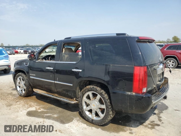 2010 Cadillac Escalade z VIN 1GYUKAEF5AR140423, wystawiony jako Copart lot #52850495 z przebiegiem Nie podano mil oraz Szkody całkowita. Historia ofert i sprzedaży dostępna na DreamBid. Obrazek 2.