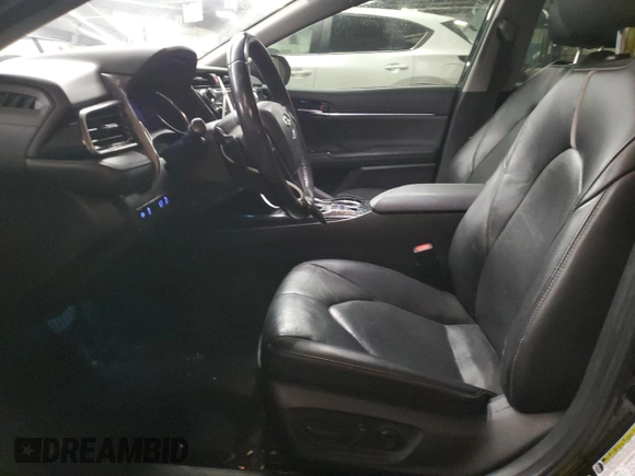 2019 Toyota Camry XSE with VIN 4T1B61HK4KU841832, listed as a Copart auction lot 45010195 with 190,347 mi miles and Salvage Title. Bid and sale history available at carsss.com. Image 7.