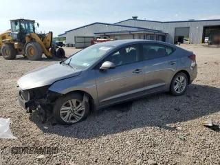 2020 Hyundai Elantra SEL with VIN 5NPD84LFXLH524846, listed as a Copart auction lot 61450855 with 33,729 mi miles and Salvage title. Bid and sale history available at DreamBid. Image 1.