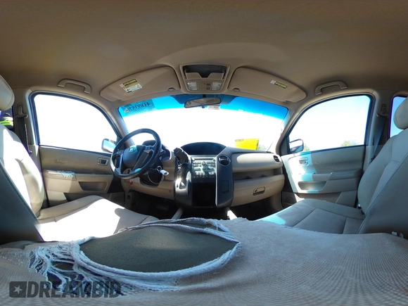 2011 Honda Pilot EX with VIN 5FNYF4H45BB063910, listed as a IAAI auction lot 41893578 with 221,918 mi miles. Bid and sale history available at carsss.com. Image 18.