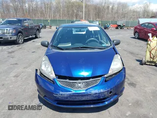 2013 Honda Fit with VIN JHMGE8H38DC047079, listed as a IAAI auction lot 42037073 with 32,794 mi miles. Bid and sale history available at carsss.com. Image 12.