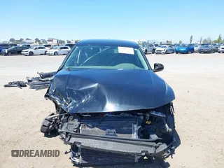 2020 Volkswagen Jetta S z VIN 3VWCB7BU9LM030077, wystawiony jako IAAI lot #42313433 z przebiegiem Nie podano mil oraz . Historia ofert i sprzedaży dostępna na DreamBid. Obrazek 12.