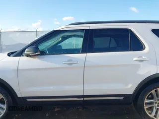 2017 Ford Explorer XLT with VIN 1FM5K8D84HGD63088, listed as a IAAI auction lot 42030137 with 101,645 mi miles and . Bid and sale history available at DreamBid. Image 14.
