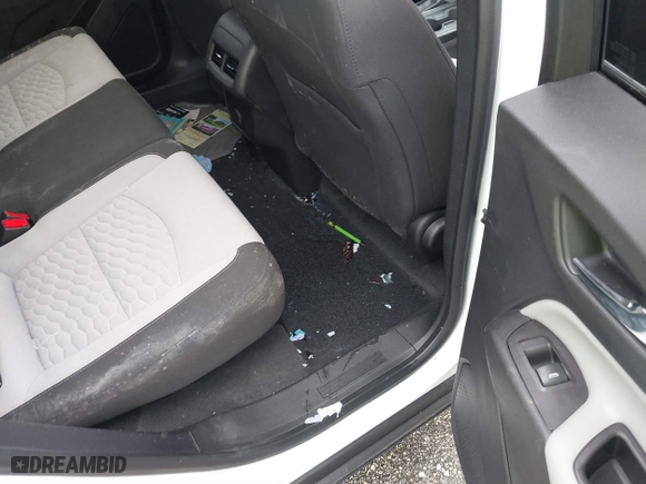 2018 Chevrolet Equinox LT with VIN 2GNAXJEV5J6118538, listed as a IAAI auction lot 40494856 with 1 mi miles. Bid and sale history available at carsss.com. Image 8.