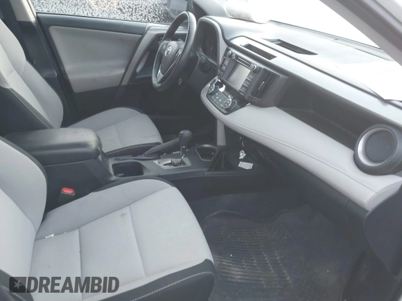 2018 Toyota RAV4 XLE with VIN 2T3WFREV5JW514361, listed as a IAAI auction lot 41286773 with 88,099 mi miles. Bid and sale history available at carsss.com. Image 5.