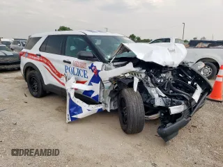 2023 Ford Police Interceptor Utility z VIN 1FM5K8AB3PGB37879, wystawiony jako Copart lot #57161555 z przebiegiem Nie podano mil oraz Szkoda całkowita • Salvage title. Historia ofert i sprzedaży dostępna na DreamBid. Obrazek 4.