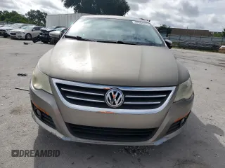 2010 Volkswagen CC Sport с VIN WVWML7AN4AE515244, выставлен на аукционе Copart как лот 59464365 с пробегом 122 871 миль миль и Списание • Salvage title. История ставок и продаж доступна на DreamBid. Изображение 5.