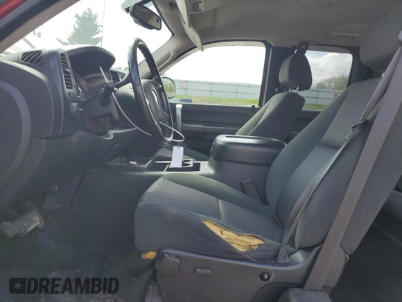 2007 Chevrolet Silverado 1500 1LT with VIN 1GCEK19007Z571437, listed as a Copart auction lot 55155565 with 218,138 mi miles and Clean Title. Bid and sale history available at DreamBid. Image 7.