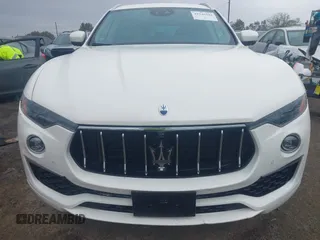 2020 Maserati Levante z VIN ZN661XUL3LX341388, wystawiony jako IAAI lot #41746344 z przebiegiem 26 911 mil mil oraz . Historia ofert i sprzedaży dostępna na DreamBid. Obrazek 12.