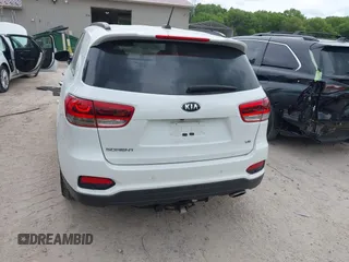 2019 Kia Sorento LX z VIN 5XYPGDA53KG583933, wystawiony jako IAAI lot #42306280 z przebiegiem 48 662 mil mil oraz . Historia ofert i sprzedaży dostępna na DreamBid. Obrazek 16.